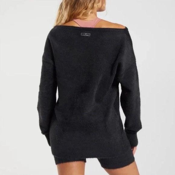 Whitney Simmons x Gymshark Oversized Eyelash Knit Sweater Black - Picture 3 of 3